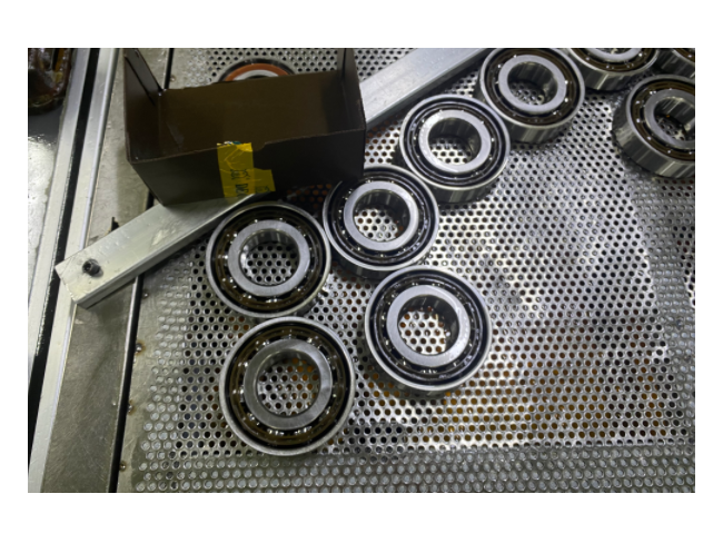 試驗(yàn)機(jī)主軸軸承用角接觸球軸承嗎？起到了什么作用？