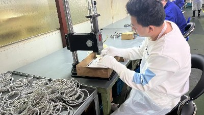 滾珠軸承在實(shí)際應(yīng)用中應(yīng)該注意什么？